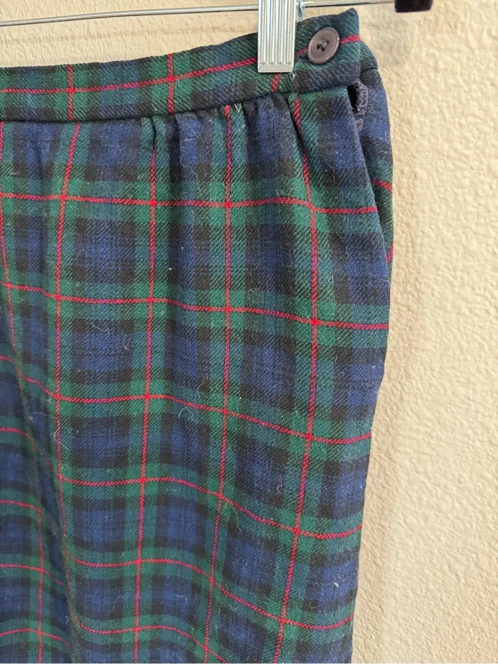 Vintage authentic Argyle Tartan Pendleton Plaid 100% virgin Wool Pencil Skirt 8